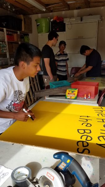 Students from Casa de la Esperanza educate on the importance of bees
