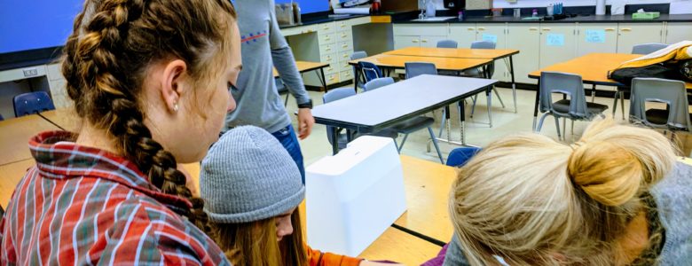 Centaurus High School Students Reduce Plastic Waste with Reusable Grocery Bags!